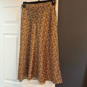 Floral print skirt